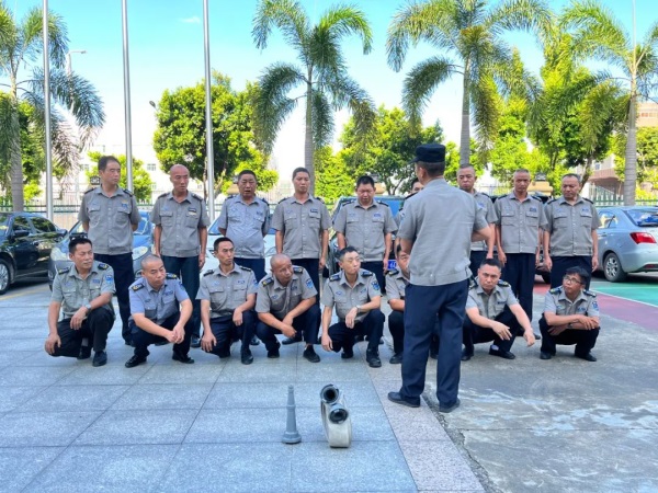 东莞保安公司保安是如何识别可疑车辆